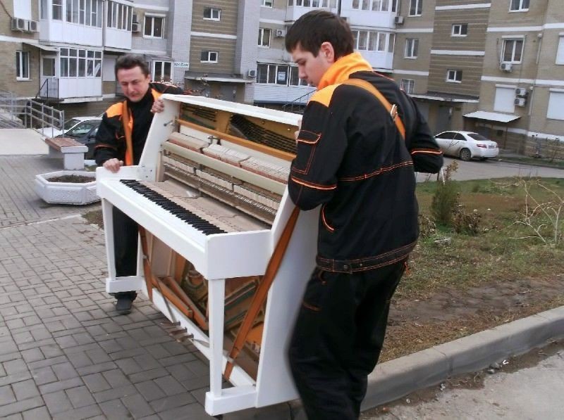 Перевозка пианино и рояля в Новомосковске — цена от 826 руб., грузчики, упаковка — Мастер24
